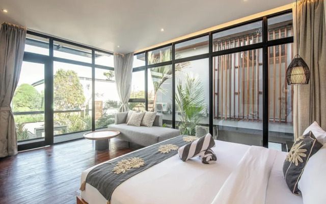 Stunning 6BR Canggu Villa 400m From the Beach
