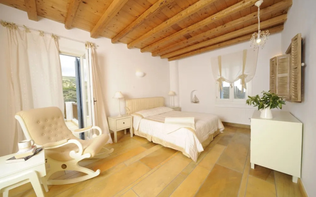 Dreamy Villa With Pool & Sea View in Andros, 4 Bedrooms