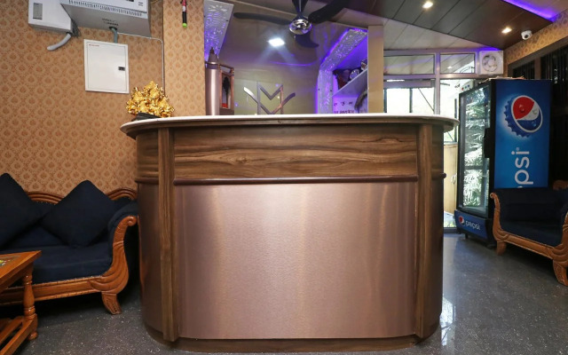Mv Hotel By OYO Rooms