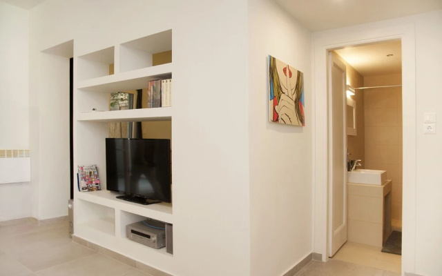 HiEnd Flat and Terrace Lower Gfloor