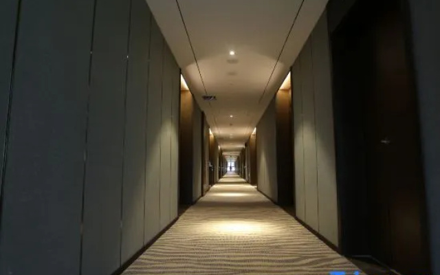 Till Bright Hotel