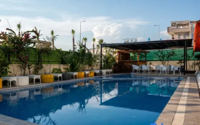 Velaris Boutique Hotel