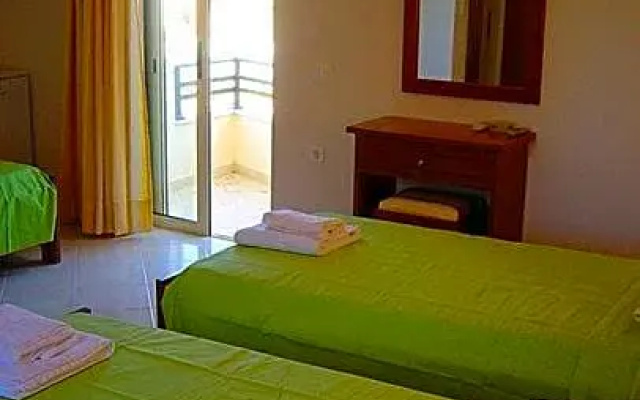 Ostria Hotel