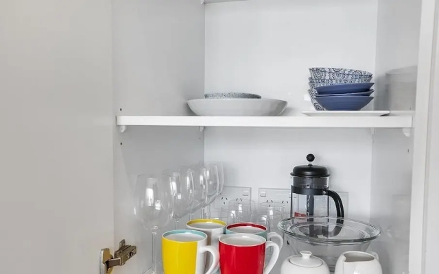 QV Trendy Viaduct Harbour Apartment - 799