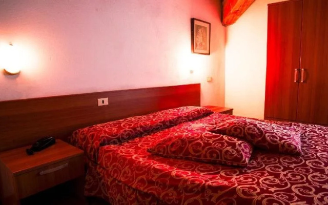 Hotel Aurora