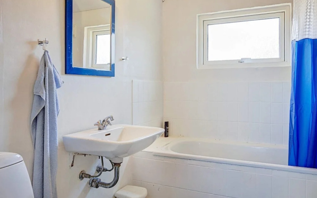 8 Person Holiday Home in Rø Gudhjem