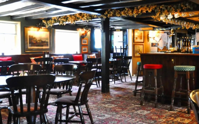 The Rose & Crown