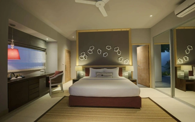Отель Niva Dhigali Maldives