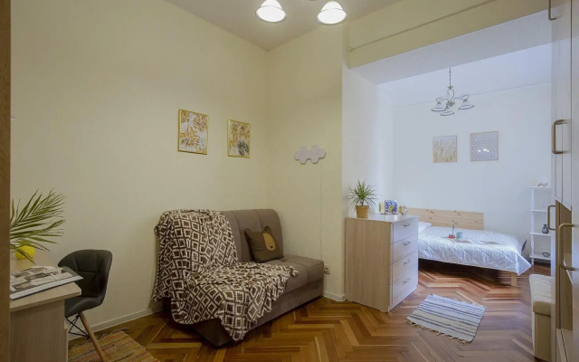 Город Рек на переулке Большой Казачий 9