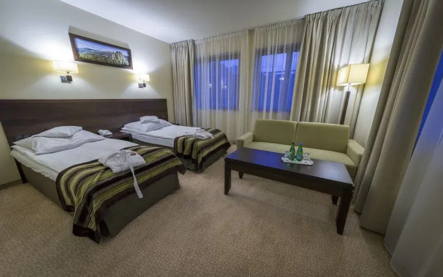 Hotel Krysztal Conference & Spa