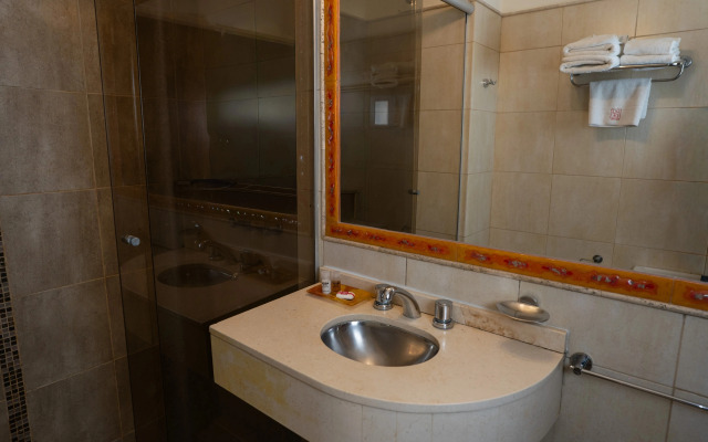 Kube Apartments Express