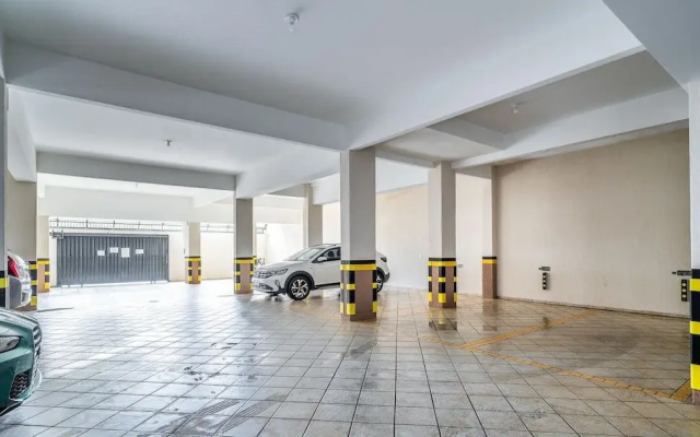 3BR Beachfront apt w/ BBQ Rsl0502