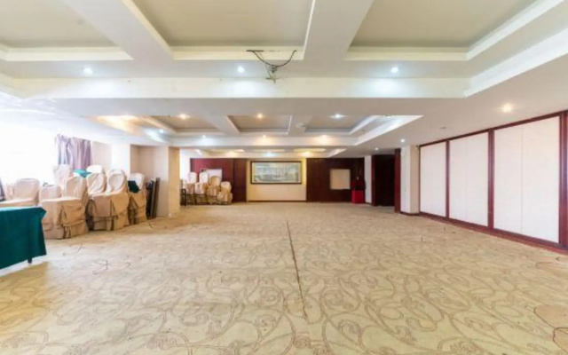 Ling Nan International Hotel