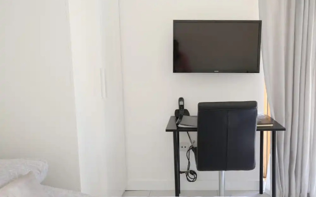 Private, Luxury, Garden Studio for 2