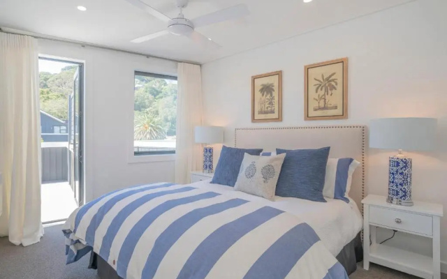 Marina Vista - Tairua Holiday Home