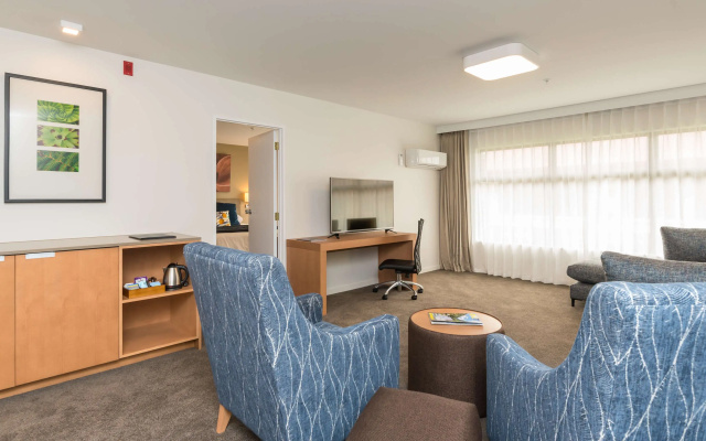 Distinction Hamilton Hotel & Conference Centre