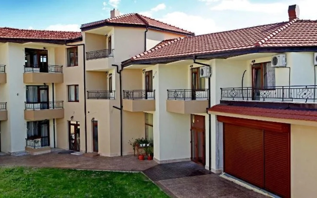 Ravda Bay Guest House