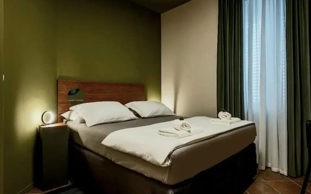 Green, Deluxe Two Bedroom Suite
