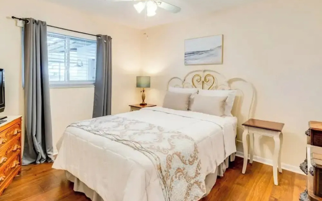 Golf Cart & Heated Pool: Rotonda West Getaway!