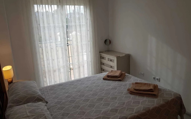 Stunning 2-bed House in Nerja w. Pool, A/c, Garage