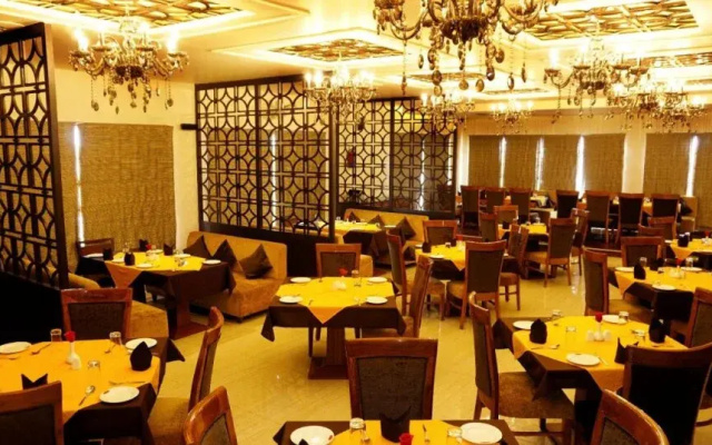 Hotel Golden Laurel Inn