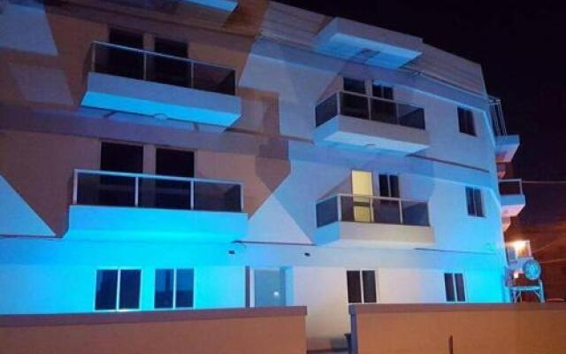Отель Central Suites Каура вид на фасад