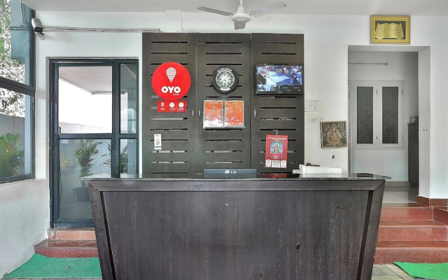 Cloud 7 Serviced Apartements by OYO Rooms