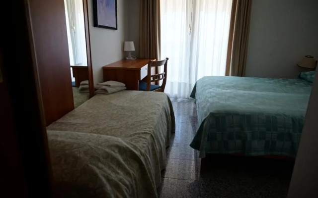 Hotel Flora
