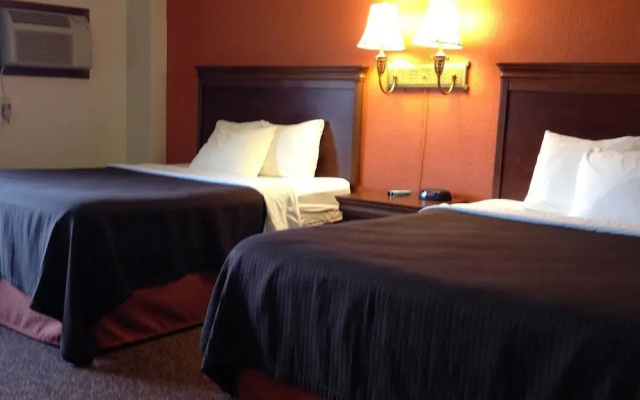 AmericInn Forest Lake