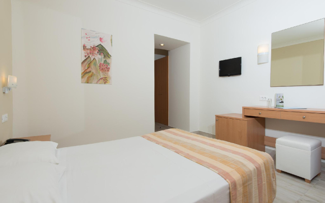 Отель Rhodos Horizon Blu