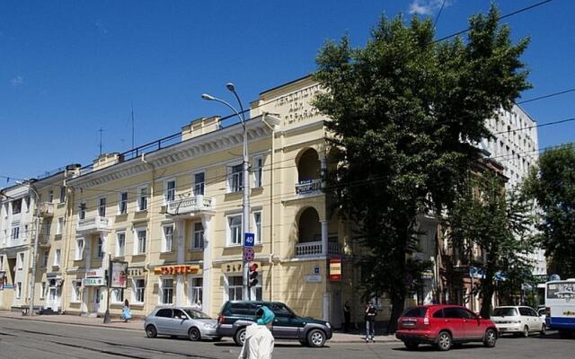 Гостиница Хостел Like Irkutsk в Иркутске 8 отзывов об отеле, цены и фото номеров - забронировать гостиницу Хостел Like Irkutsk онлайн Иркутск вид на фасад
