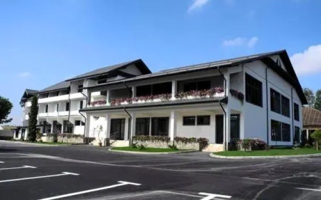 Condor Resort
