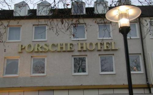Porsche Hotel