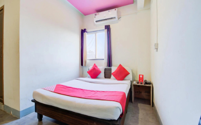OYO 9910 Sambram Inn
