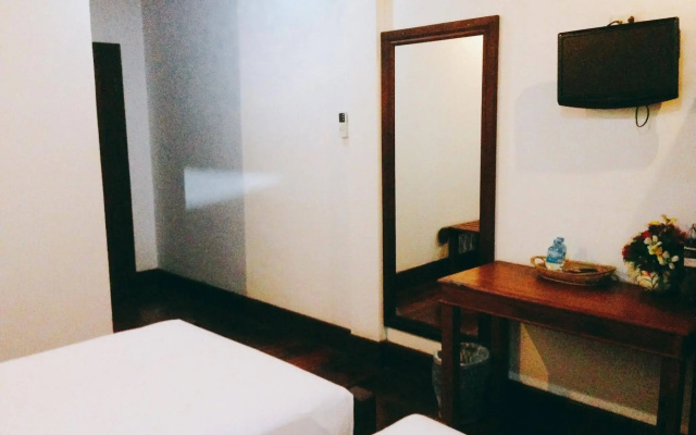 Pangkham Lodge