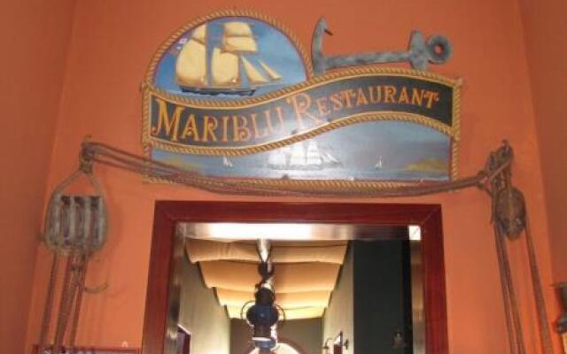 Mariblu Hotel вид на фасад