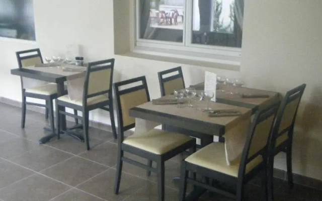 Hotel Restaurant Chez Courbet