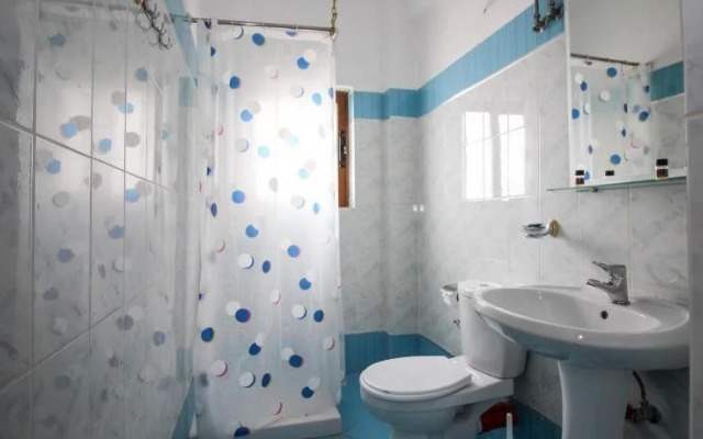 Blue Bay Hotel