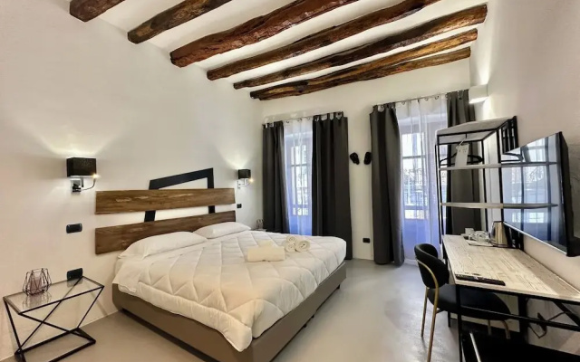 C&O Savoia Deluxe Rooms