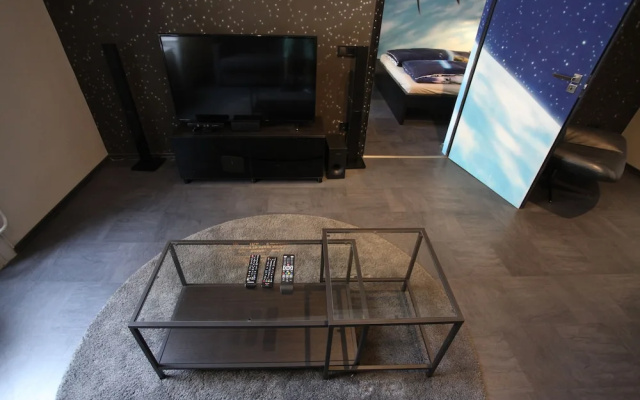 Dfive Apartments - Galactic