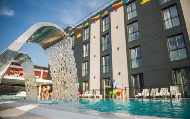 Отель Hollywoodland Wellness And Spa Белград вид на фасад