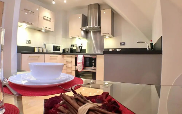 Luxurious Wessex Apartment