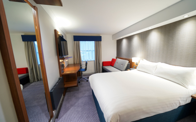 Holiday Inn Express Leeds East by IHG