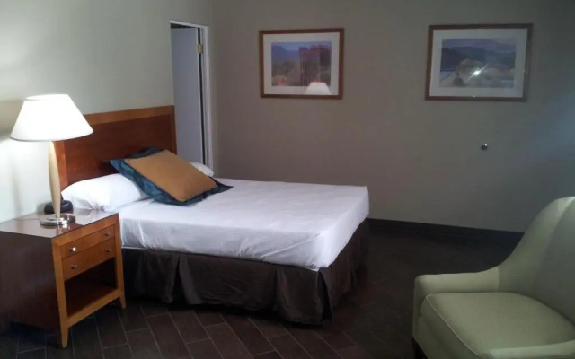 Oasis Boutique Motel