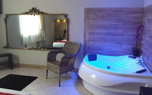 Thair Hotel