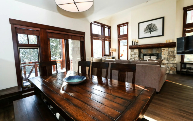 Juniper Crest #25 Condo
