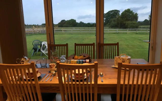 Folly Fields Farm B&B