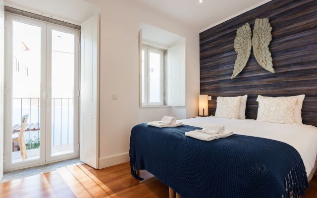 Апартаменты Sao Bento Blue One-Bedroom Apartment - by LU Holidays комната для гостей