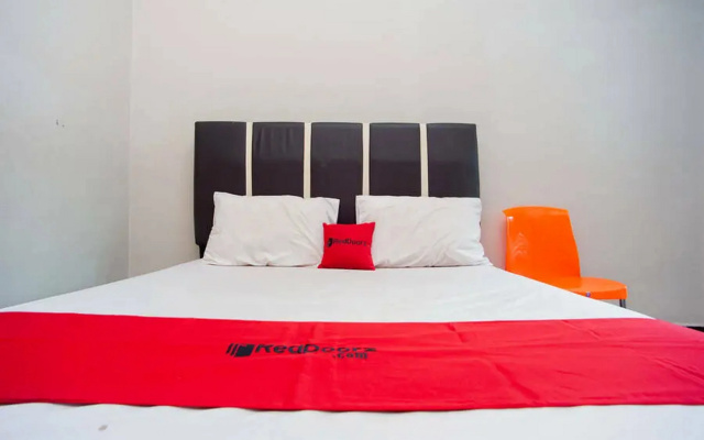 RedDoorz at KM 5 Palembang