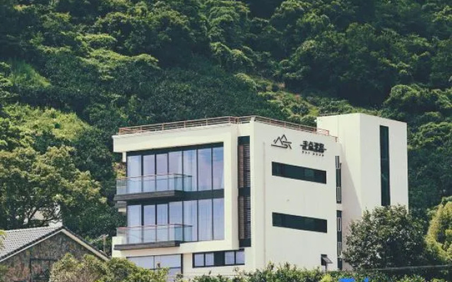 Bay Road Hostel